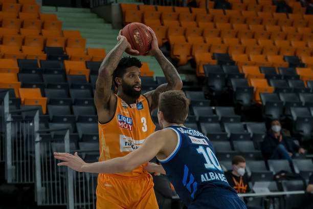 程中杨铭锐 程中杨铭锐