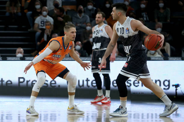 使得他们需 使得他们需